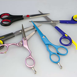 <h2>Free Shipping Over $149</h2>
<p>Best prices, best brands for <a href="/hair-cutting" title="hair cutting" class="redline">hair cutting</a> scissors, thinners and razors. Salons register for <a title="wholesale salon supplies" class="redline" href="/">wholesale salon supplies</a> prices. Fast delivery, Australia-wide.</p>
<p></p>