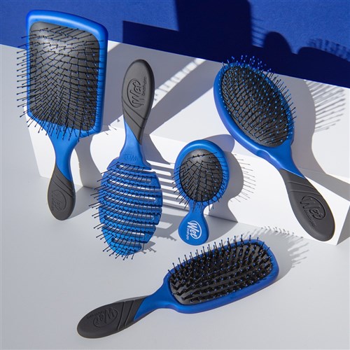 WetBrush Pro Detangler Royal Blue