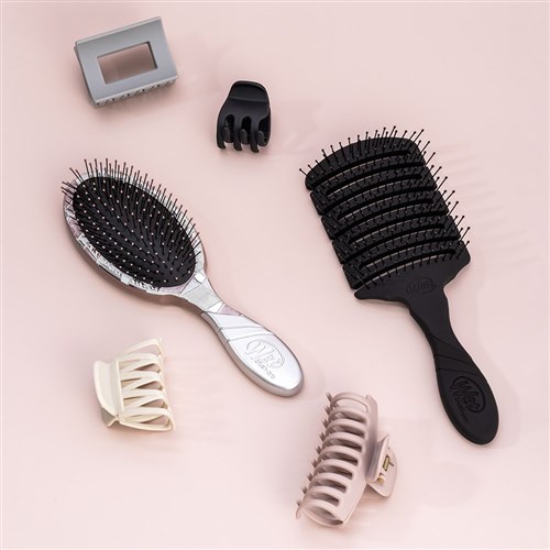 WetBrush Pro Graphic Monochrome Style Detangling Kit