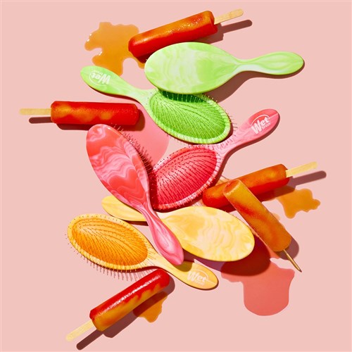 WetBrush Summer Treat Detangler Strawberry